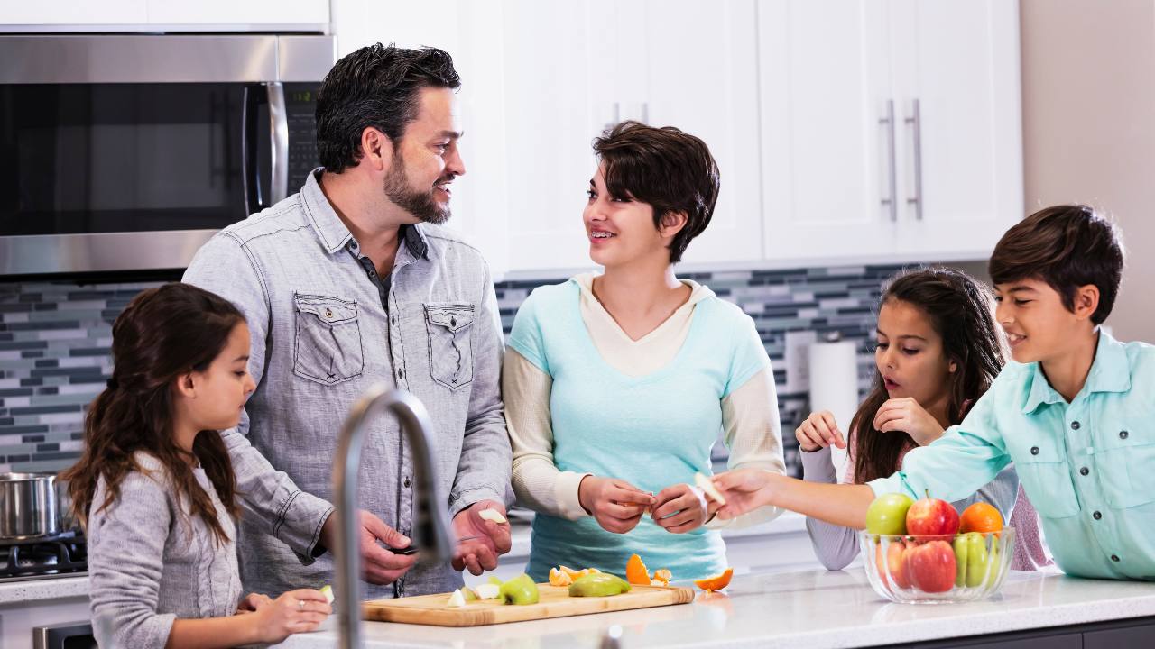 Positive behaviour for children and teenagers: an overview